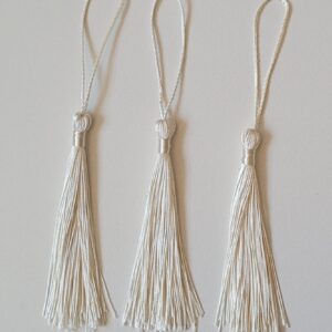 White Silk Tassel